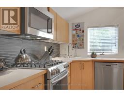 7 Ways Lane, Toronto, ON M6J2E8 Photo 17