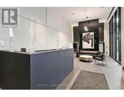 801 - 21 Lawren Harris Square, Toronto, ON M5A0T4 Photo 6