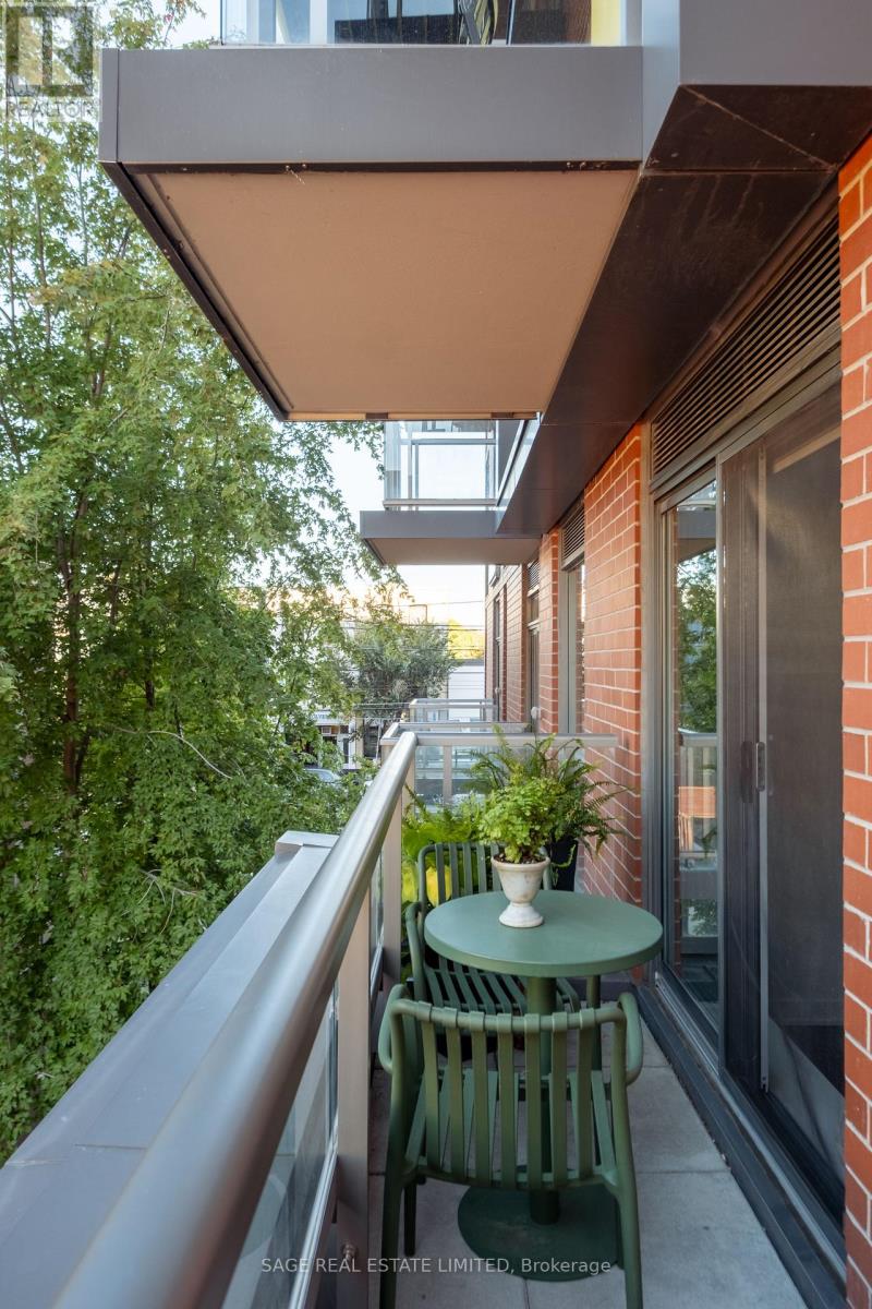 #204 106 DOVERCOURT ROAD - 26