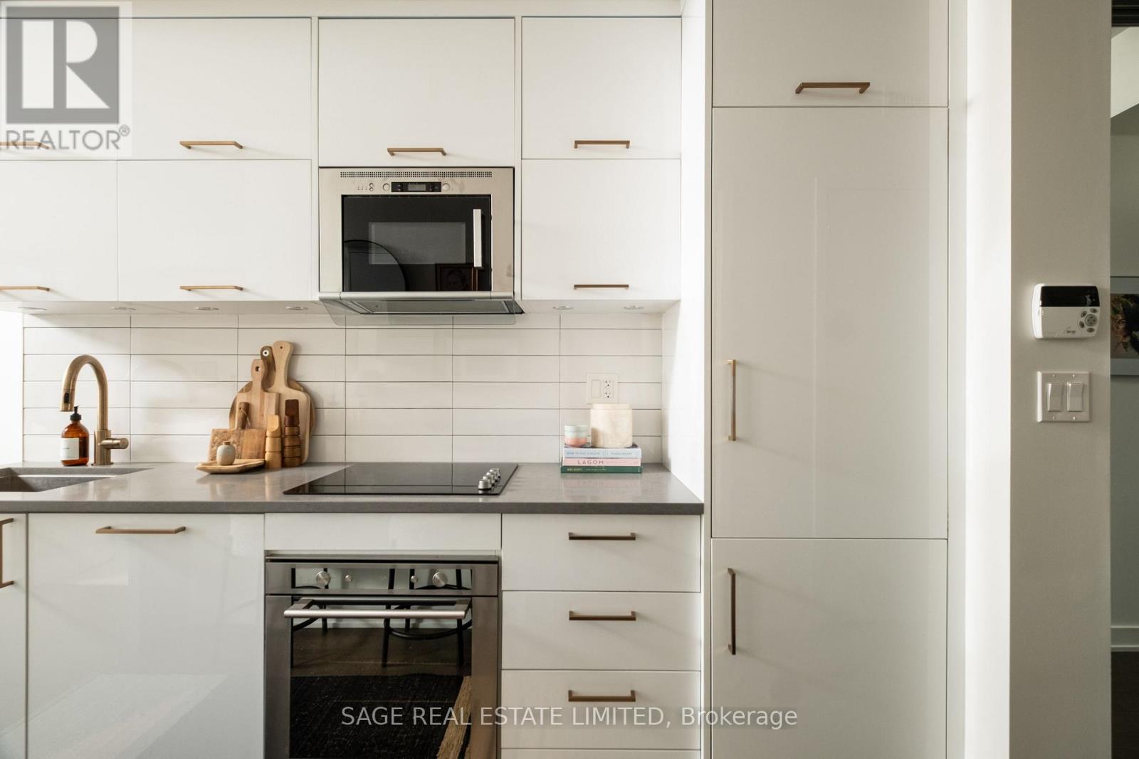 204- 106 Dovercourt Road, Toronto, ON photo 3
