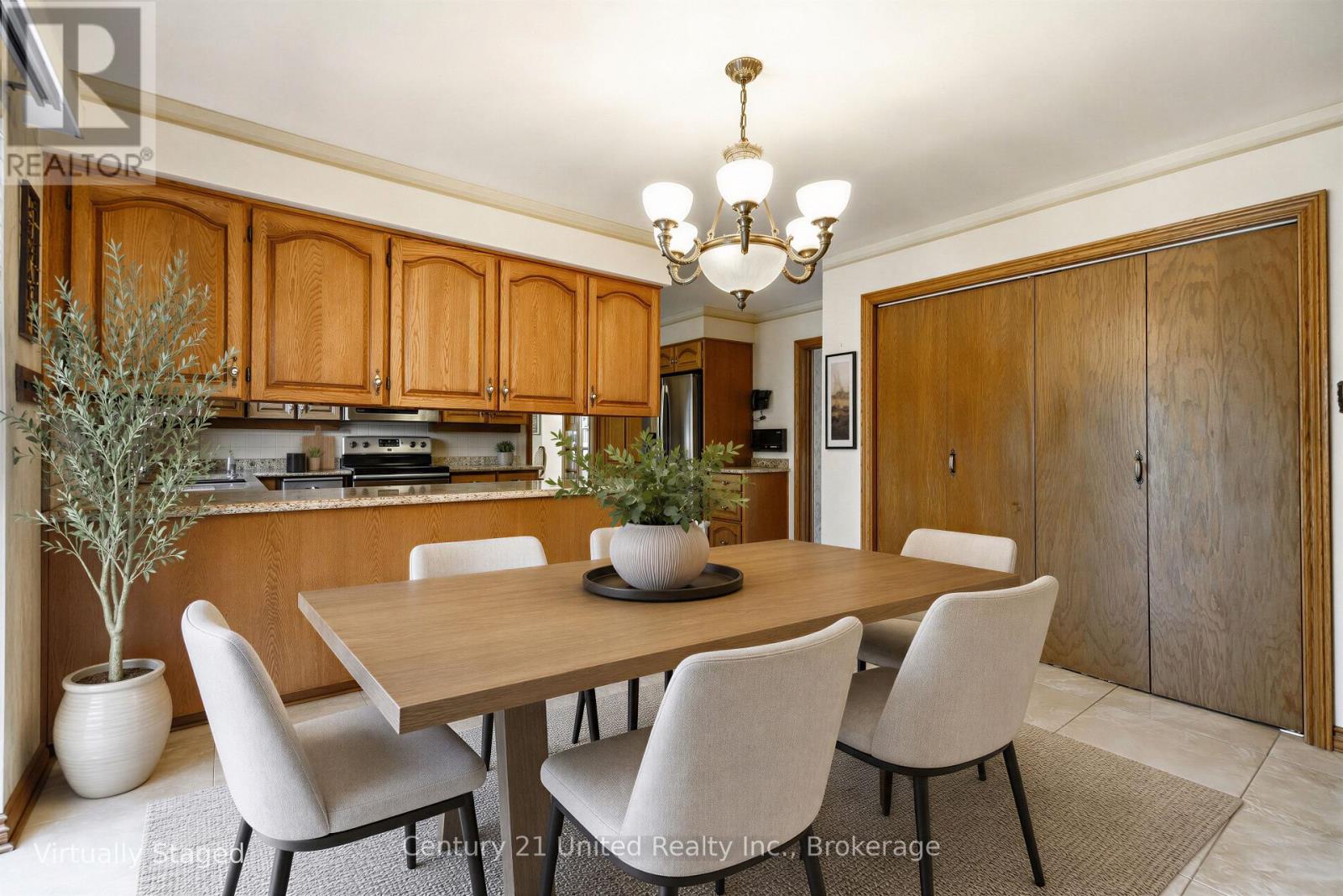 136 WALLIS DRIVE - 13
