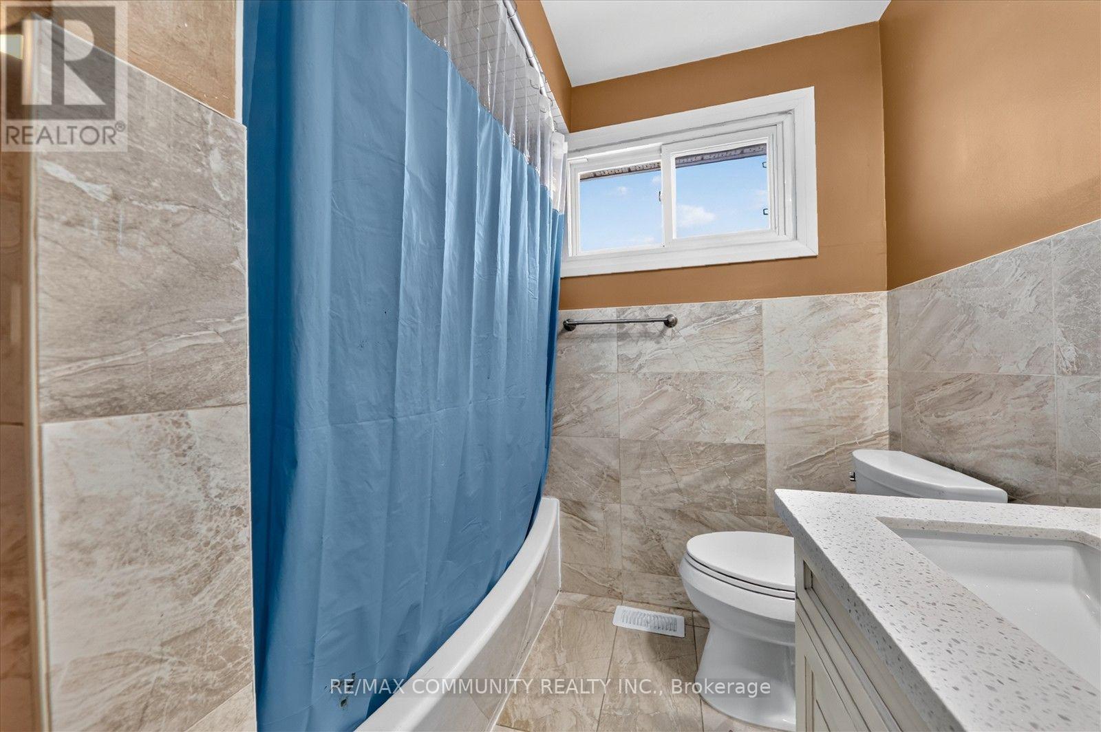 10 Tanya Place, Toronto, ON photo 19