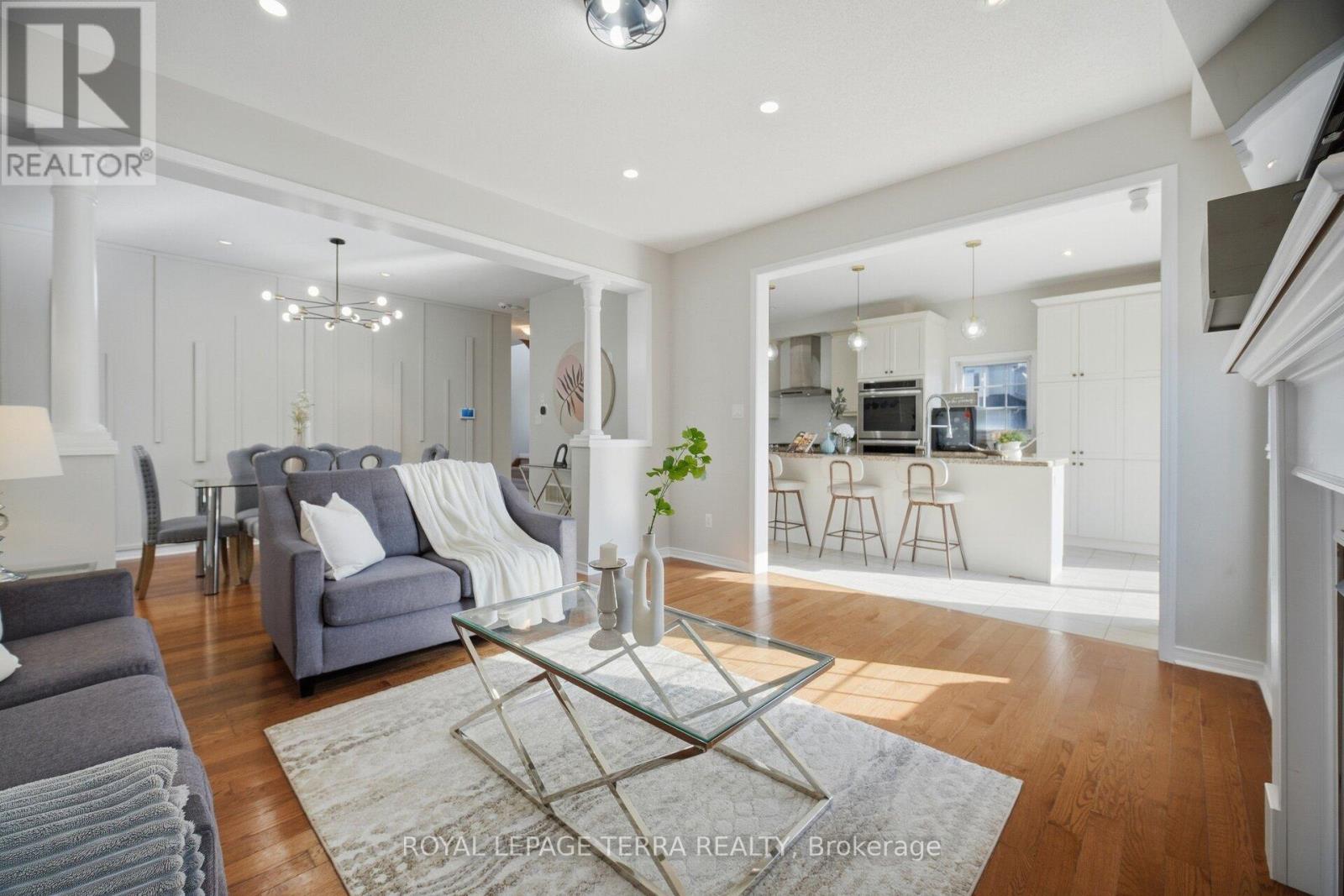 86 EDWIN CARR STREET - 14