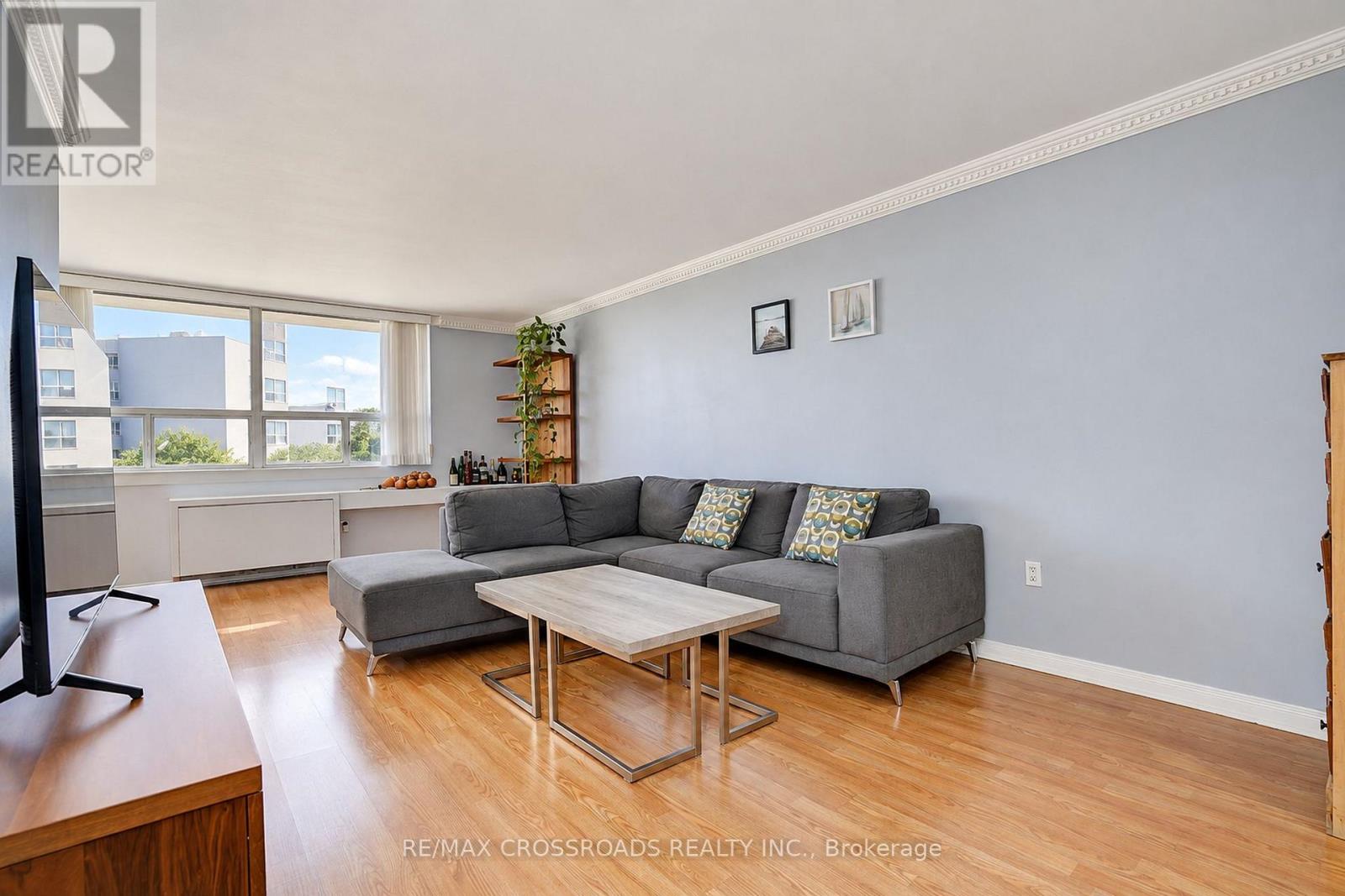 301- 3420 Eglinton Avenue East, Toronto, ON photo 11