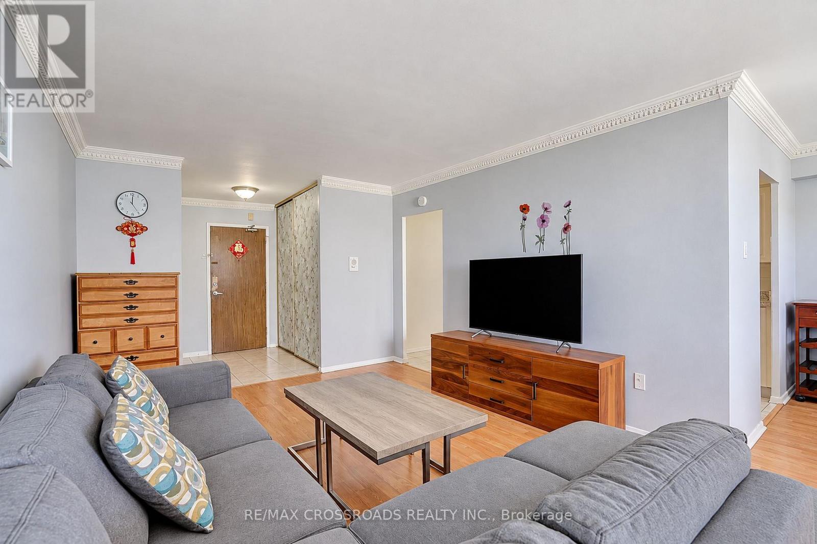 301- 3420 Eglinton Avenue East, Toronto, ON photo 13