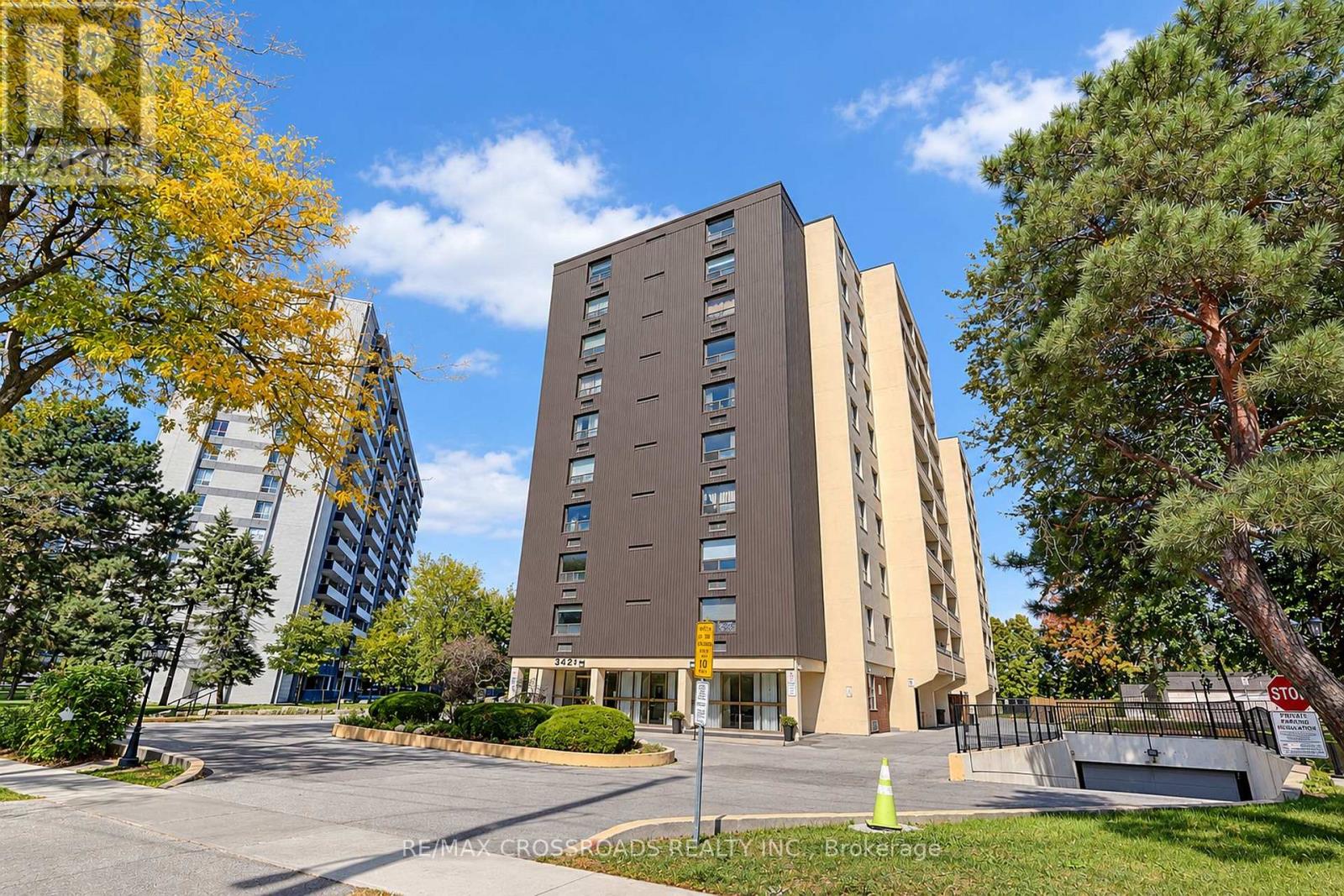 301- 3420 Eglinton Avenue East, Toronto, ON photo 3