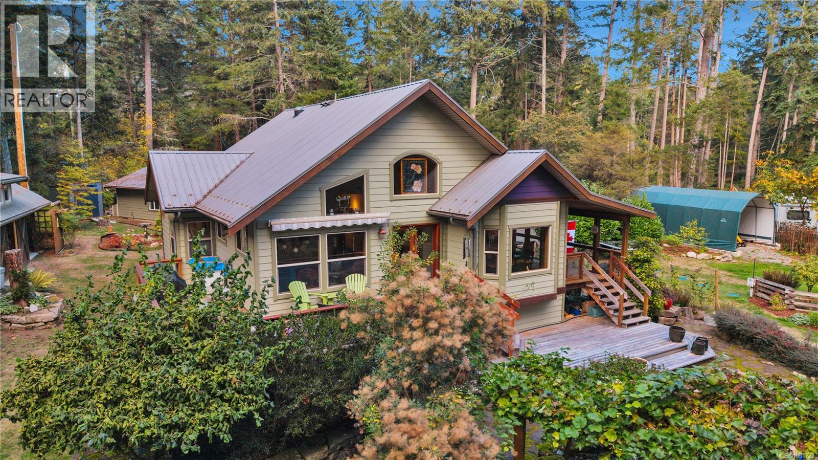 2575 Coho Dr, Gabriola Island British Columbia