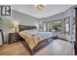 2575 Coho Dr, Gabriola Island, BC V0R1X7 Photo 15