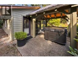 2575 Coho Dr, Gabriola Island, BC V0R1X7 Photo 23
