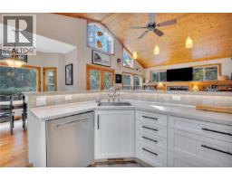 2575 Coho Dr, Gabriola Island, BC V0R1X7 Photo 13