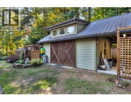 2575 Coho Dr, Gabriola Island, BC V0R1X7 Photo 36