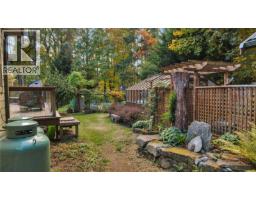 2575 Coho Dr, Gabriola Island, BC V0R1X7 Photo 38