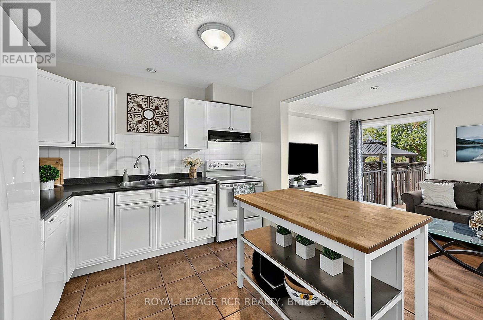 68 SHEPHARD AVENUE - 9