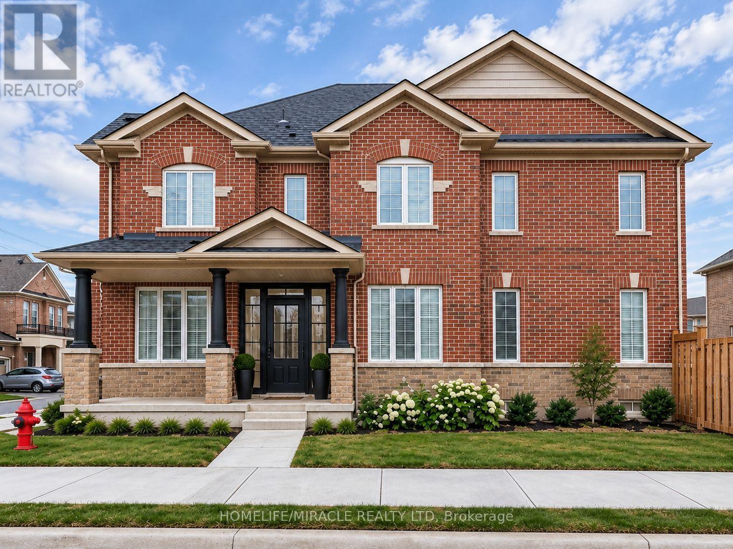 131 Maguire Road, Newmarket, ON