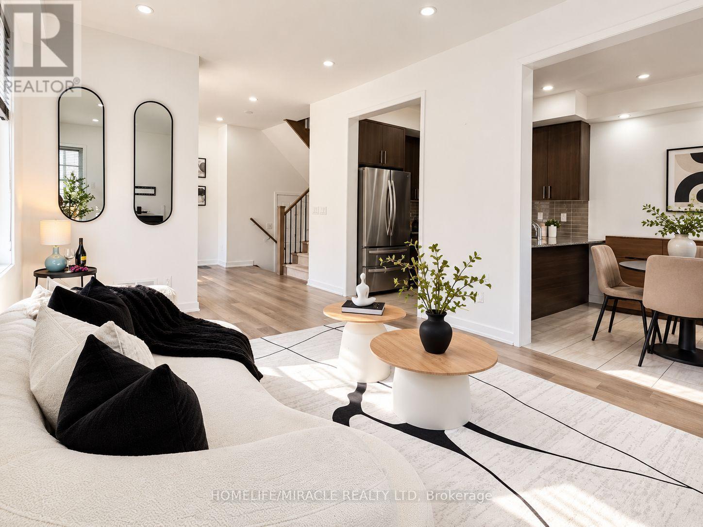 131 Maguire Road, Newmarket, ON photo 9