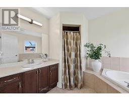 18 Herefordshire Crescent, Newmarket, ON L9N0B7 Photo 22