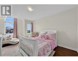 18 Herefordshire Crescent, Newmarket, ON L9N0B7 Photo 24