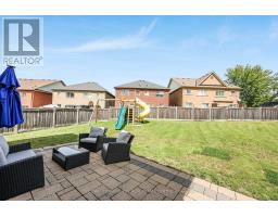 18 Herefordshire Crescent, Newmarket, ON L9N0B7 Photo 31