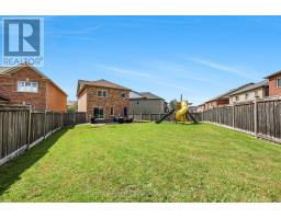 18 Herefordshire Crescent, Newmarket, ON L9N0B7 Photo 36
