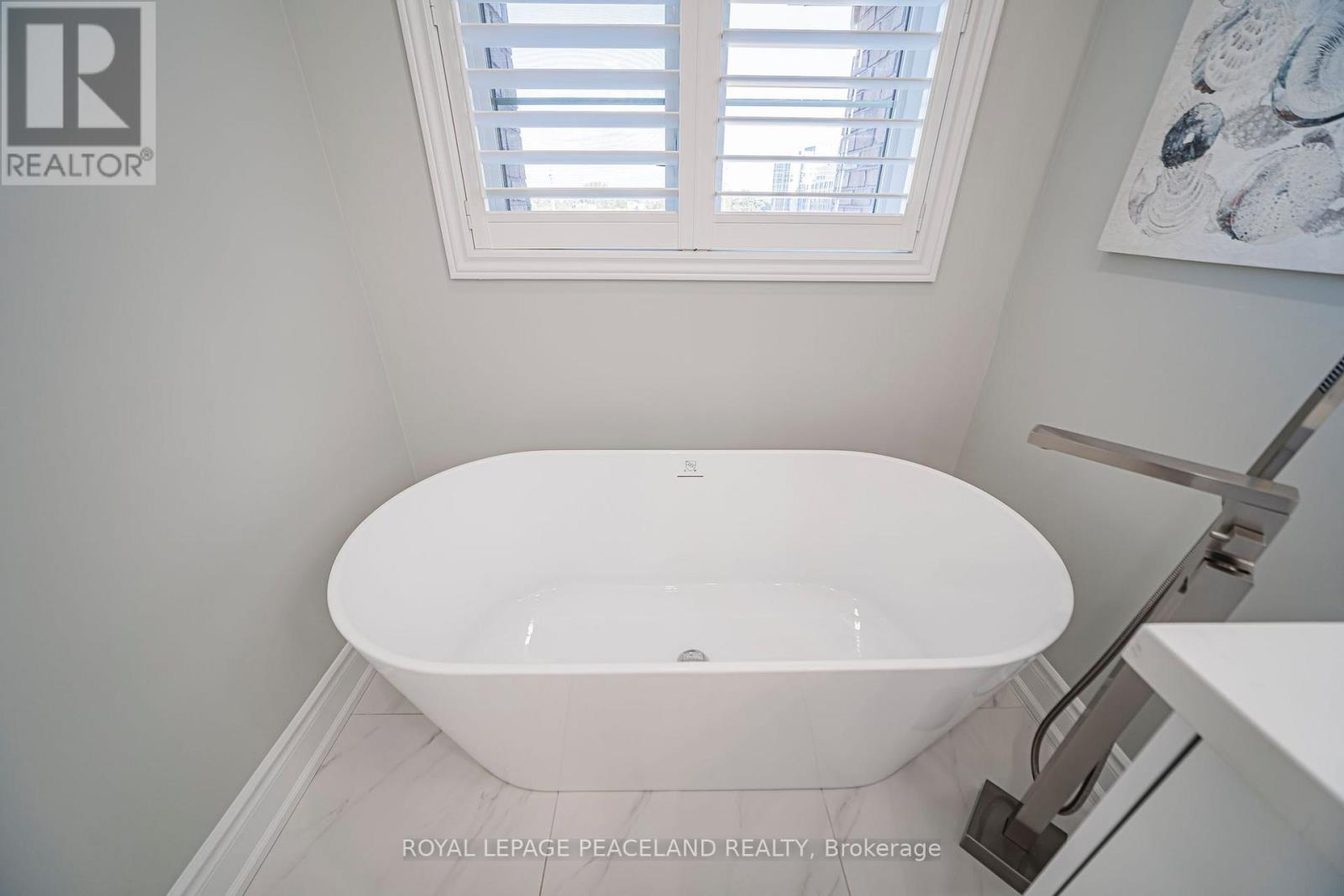 129 Lacewood Drive, Richmond Hill, ON photo 30