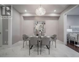 129 Lacewood Drive, Richmond Hill, ON L4S0E5 Photo 12