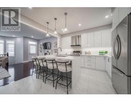 129 Lacewood Drive, Richmond Hill, ON L4S0E5 Photo 14