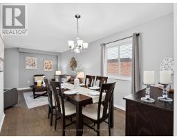 32 - 315 Wilkes Court, Aurora, ON L4G6G7 Photo 9