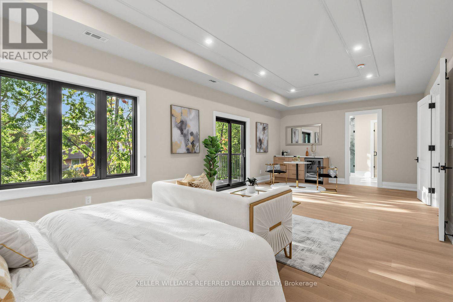 160 LAWRENCE AVENUE - 31