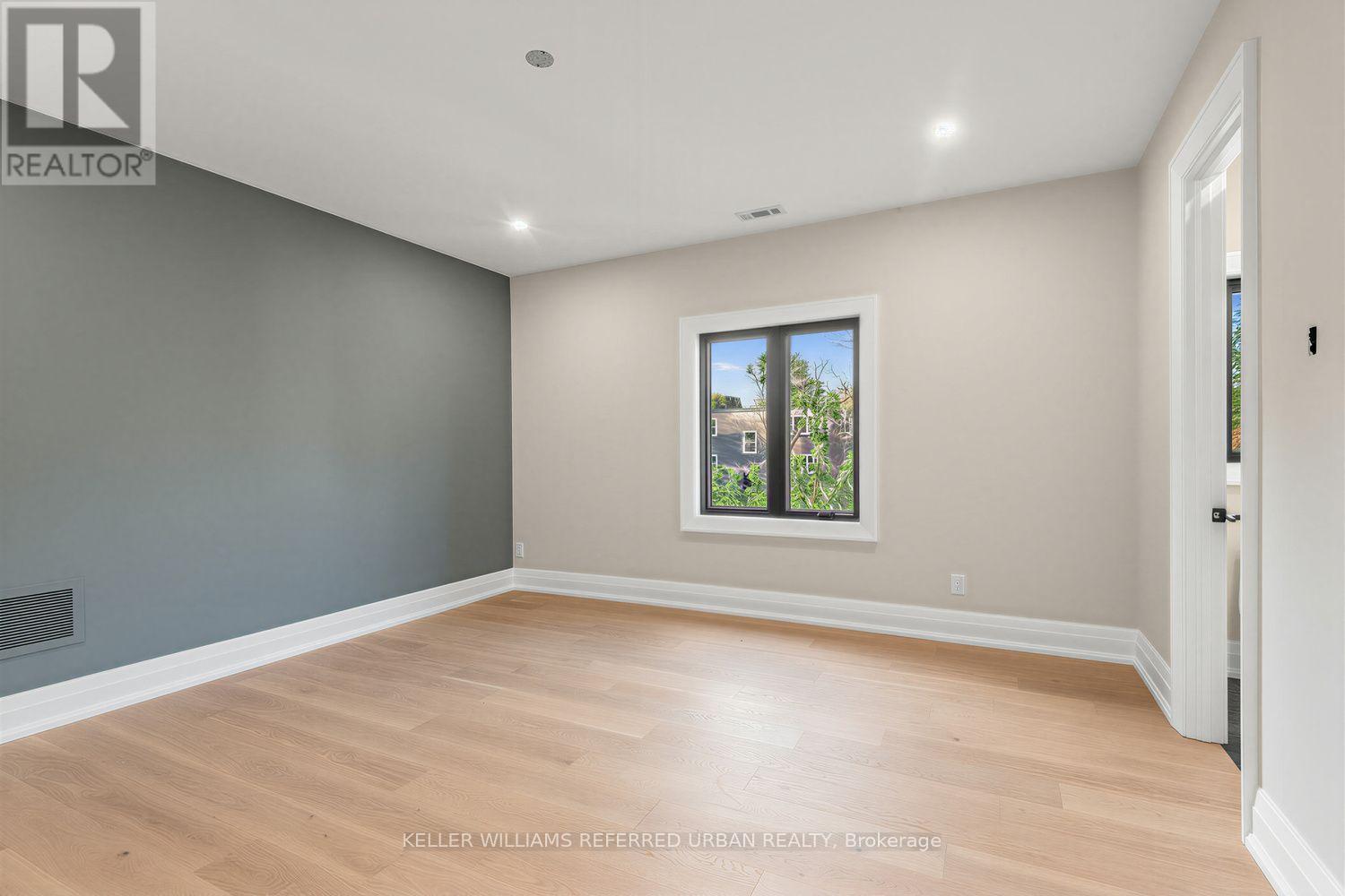 160 LAWRENCE AVENUE - 43