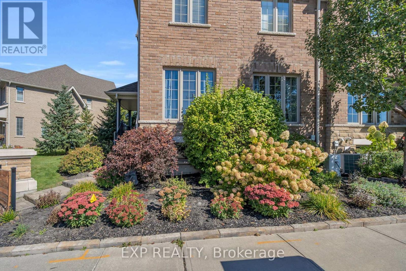10 Vita Stephanie Court, Georgina, ON photo 4