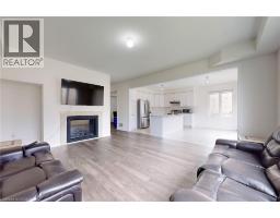 5pc Bathroom - 630 Lemay Grove, Peterborough, ON K9K0G9 Photo 6