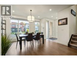 Laundry room - 228 33 Avenue Ne, Calgary, AB T2E2H6 Photo 9