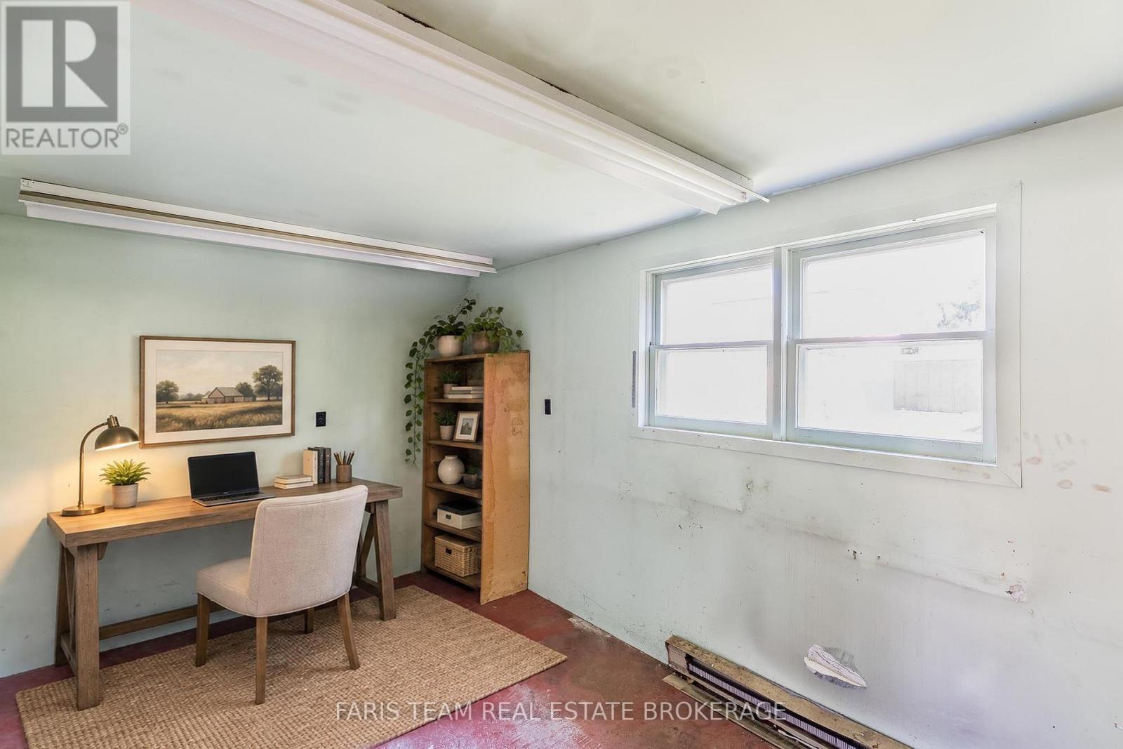 82 Oakley Park Square, Barrie, ON photo 17