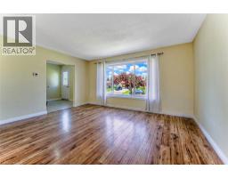 37 Gottscheer Court, Kitchener, ON N2M3L3 Photo 10