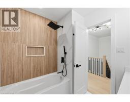 5095 Pinedale Avenue Unit# 106, Burlington, ON L7L5K3 Photo 29
