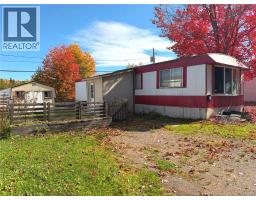 41 Rocket Avenue, photo 9