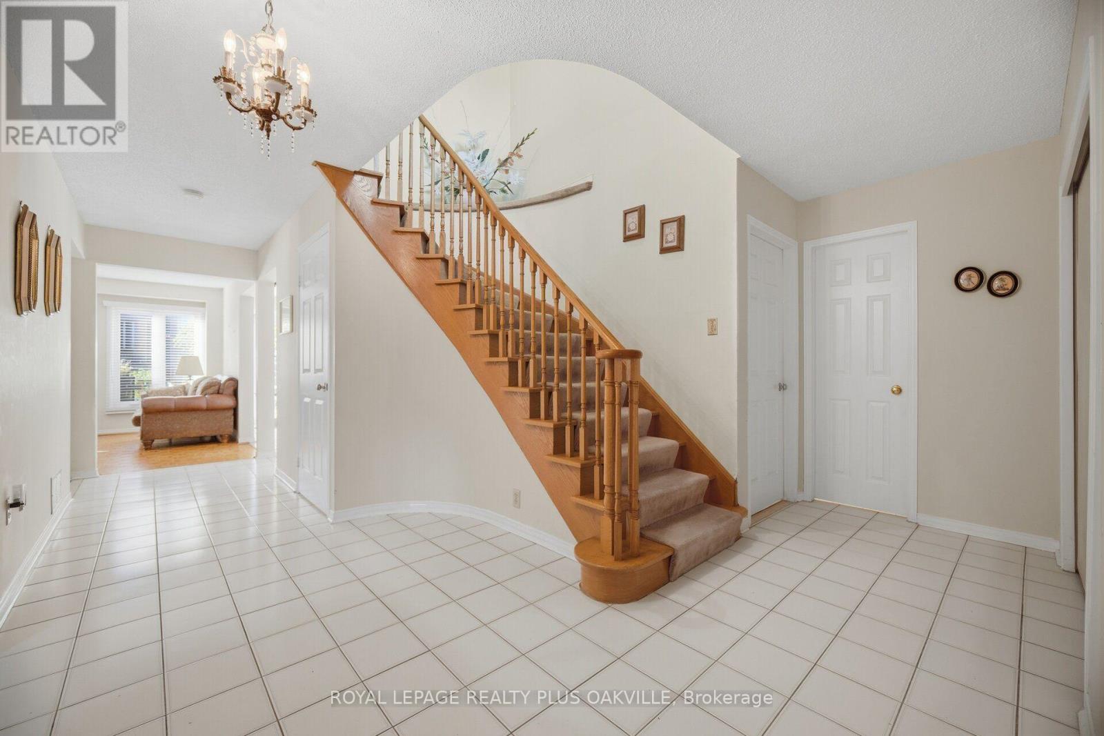 341 Nahani Way, Mississauga, ON photo 30