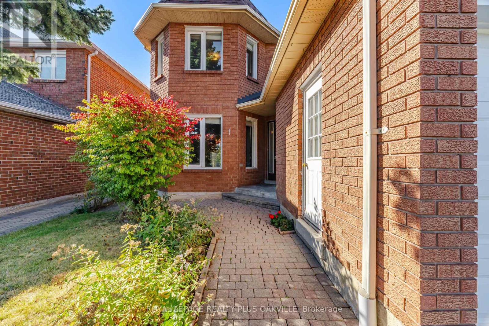 341 Nahani Way, Mississauga, ON photo 4
