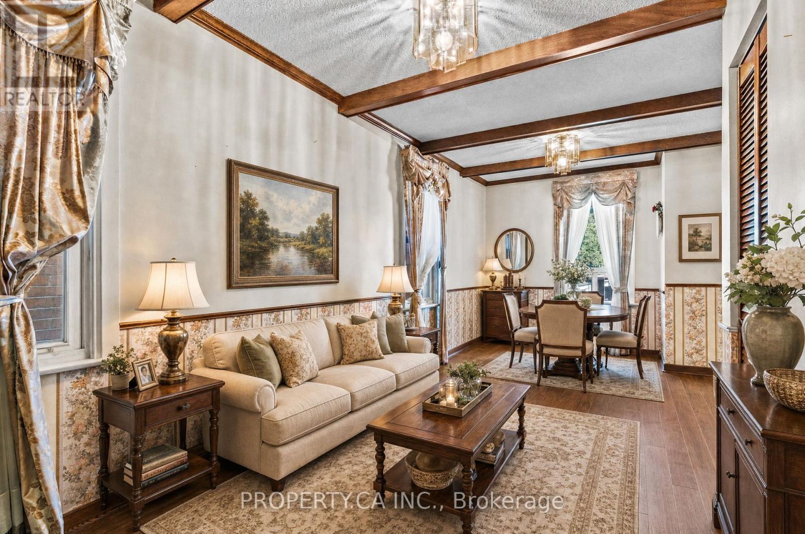 16 Warren Crescent, Toronto, ON photo 6