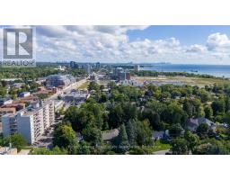 11 Ben Machree Drive, Mississauga, ON L5H2S2 Photo 38