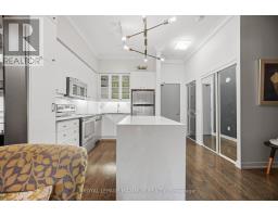 Bathroom - 104 - 8 Fieldway Road, Toronto, ON M8Z0C3 Photo 6