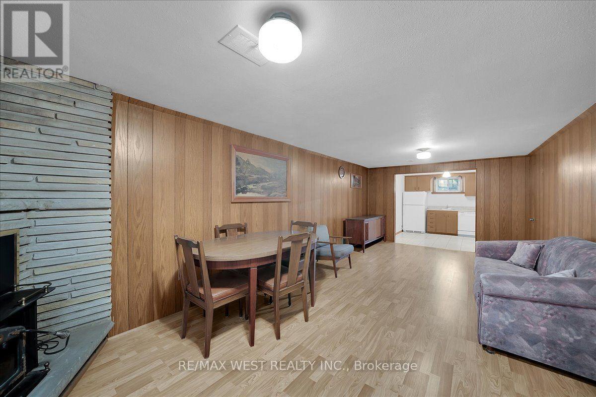 198 RUSTIC ROAD - 30