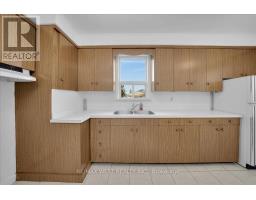 198 Rustic Road, Toronto, ON M6L1W4 Photo 12
