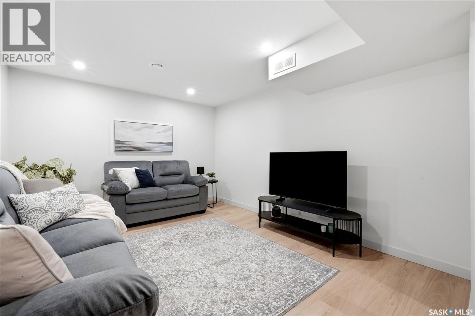 2251 Jubilee AVENUE - 25