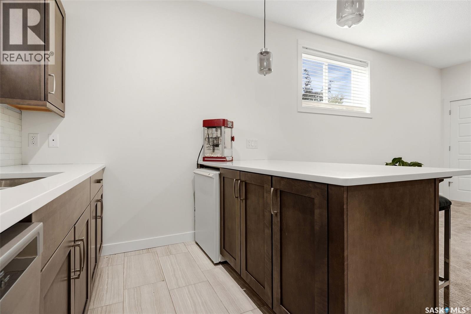 733 3rd AVENUE - 42