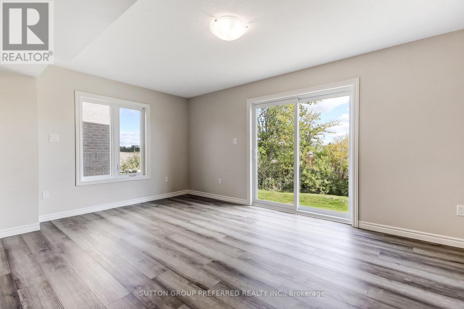3956 Mia Avenue — photo 10