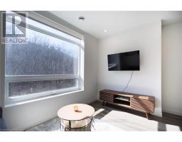 402 - 455 Charlton Avenue E, Hamilton, ON L8N0B2 Photo 9