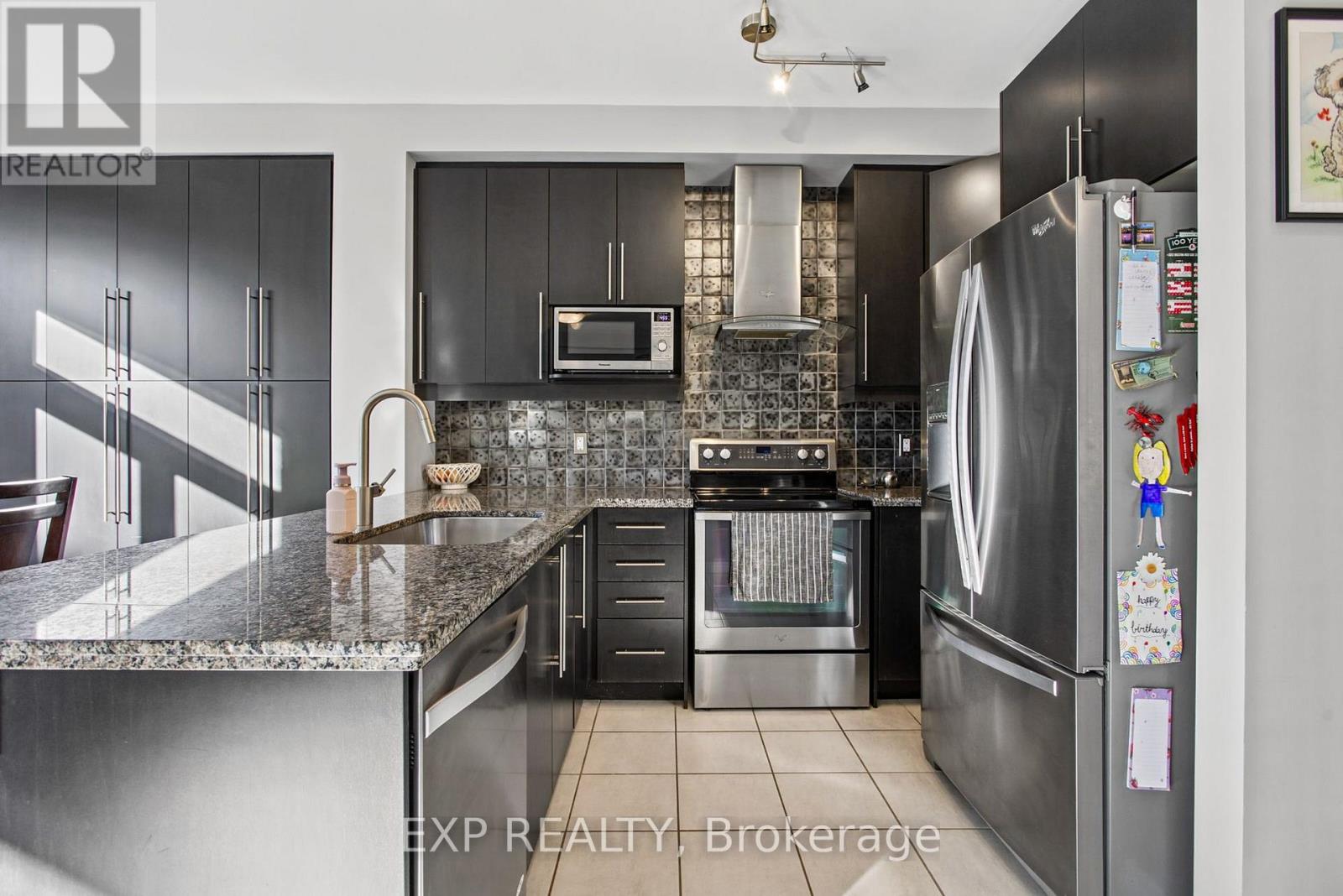 7 Lampman Drive, Grimsby, ON photo 13