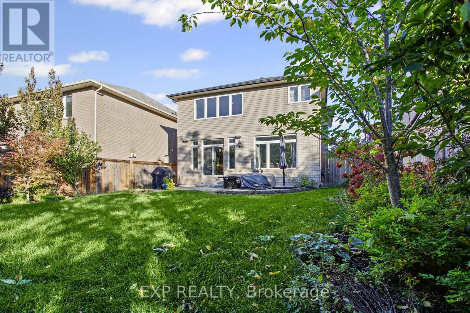 7 Lampman Drive, Grimsby, ON photo 27