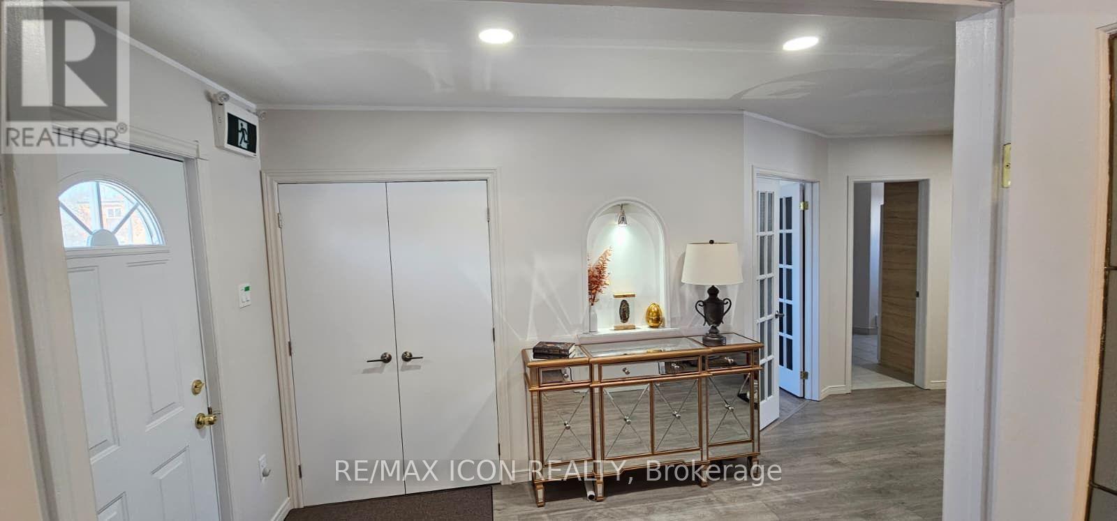 227 Louisa Street — photo 26